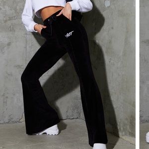 Pretty little thing black velour sweatpants